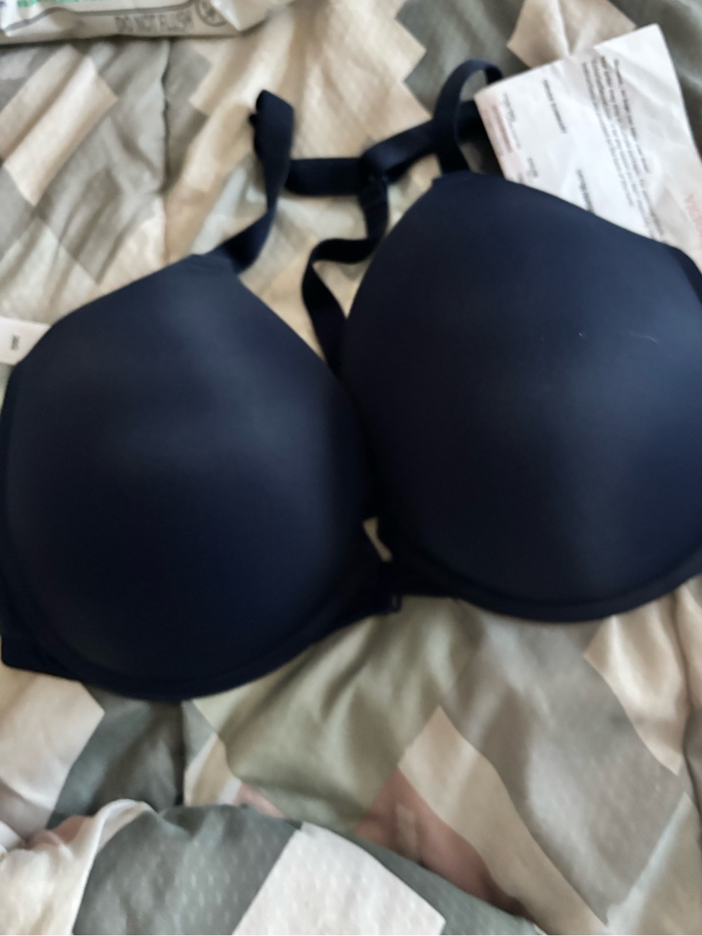 VS Pink Wear Everywhere Front-Close Push-Up Bra 36G